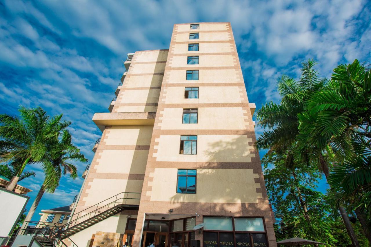 Regency Park Hotel Dar-es-Salaam Eksteriør bilde